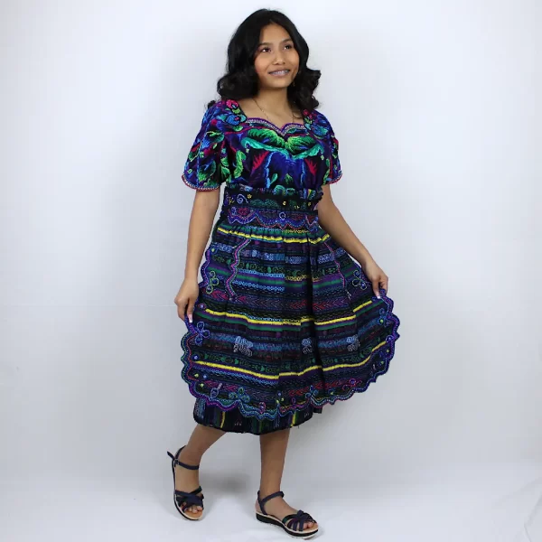 Traje típico de Guatemala – Faja, delantal, corte y huipil – Estilo Totonicapán Azul Verde 97