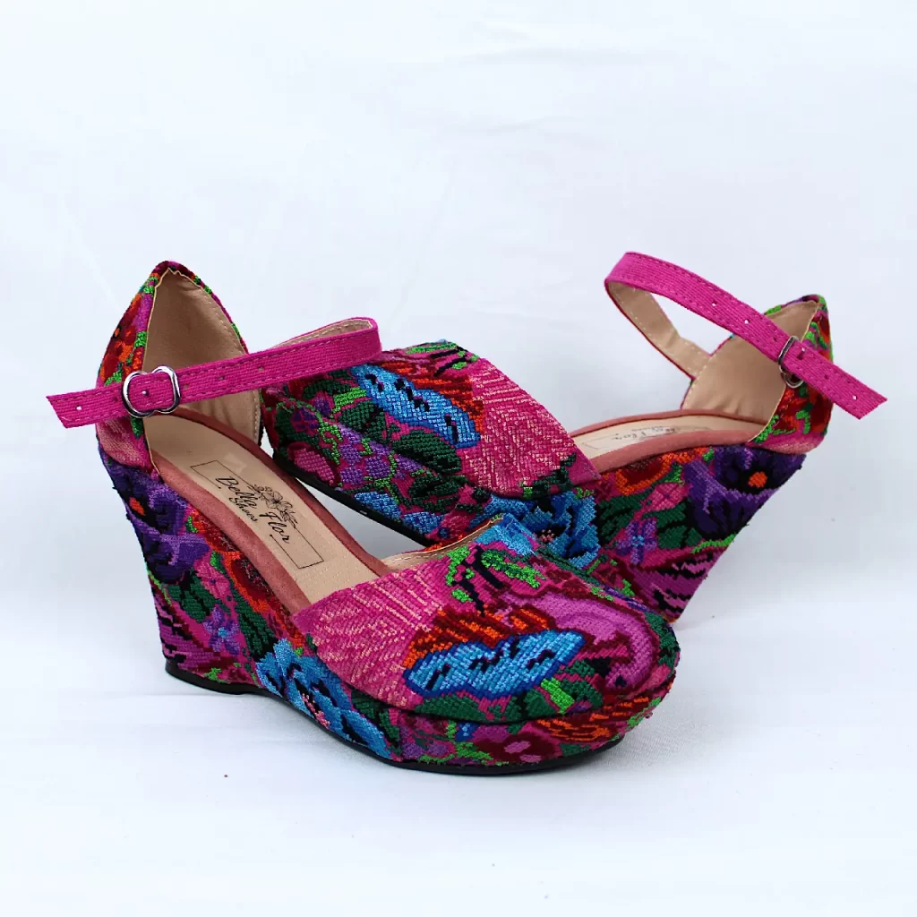 Zapatos tipicos de Guatemala para mujer – multicolor rosado morado – producto estilo 788